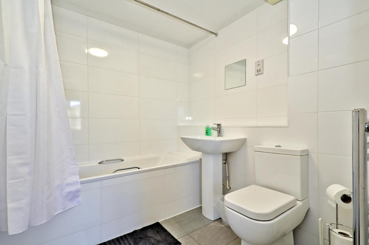 Harlinger Lodge Annexe Londra Exterior foto