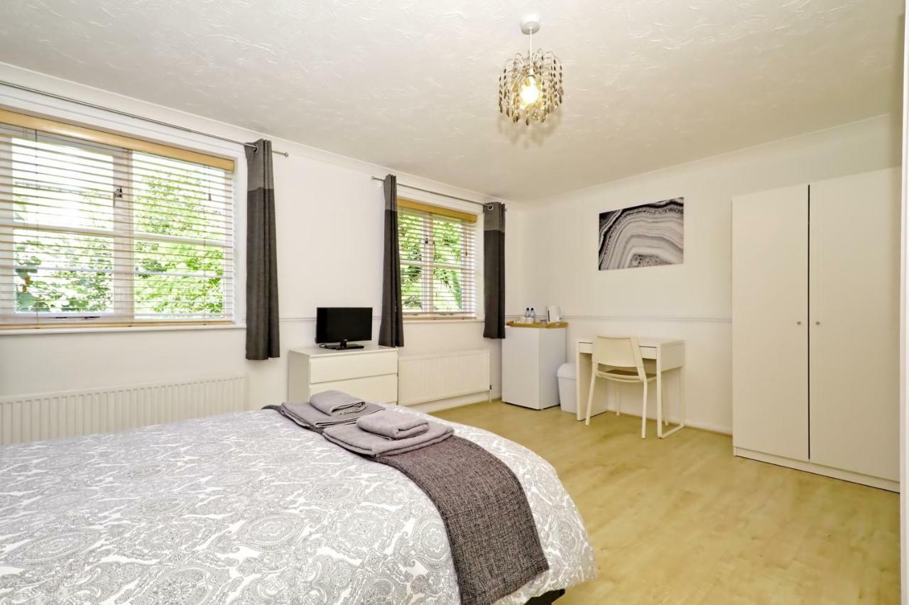 Harlinger Lodge Annexe Londra Exterior foto